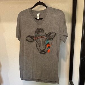 Gray V-Neck Tee with Southwestern Cow Graphic